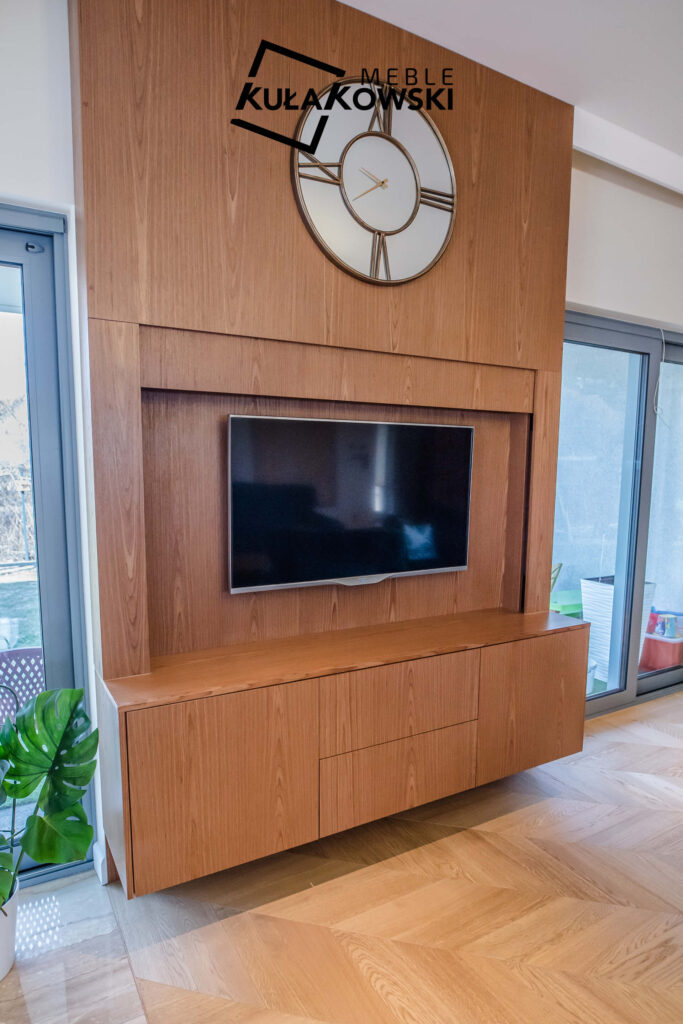 Dąb panel TV